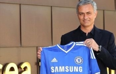 Kembali Ke Chelsea, Mourinho Klaim Dirinya Masih Spesial