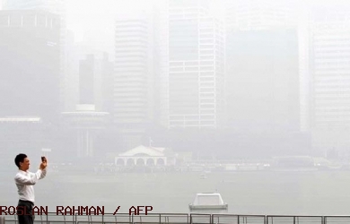 Masalah Kabut Asap, Menko Kesra Sebut Singapura Kekanak-kanakan