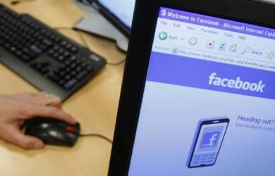 Uskup Gereja Ortodoks Makedonia Dilarang Facebook-an