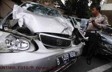 Kecelakaan Maut Senayan, 2 Tewas, 5 Terluka