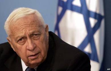 Pemimpin Kontroversial Israel, Ariel Sharon Tutup Usia