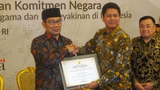 Dinilai Mampu Jaga Kebebasan Beragama, Ridwan Kamil Dapat Penghargaan Dari Komnas HAM