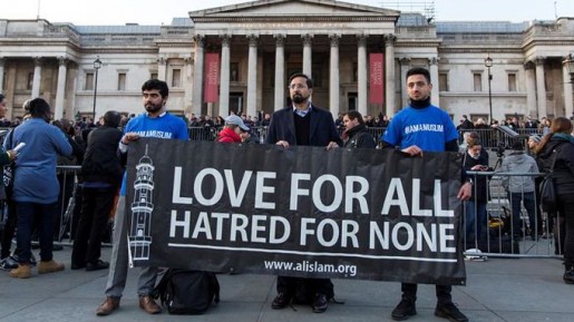 Kalahkan Kekerasan Dengan Kasih, Umat Islam London Galang Dana Untuk Korban Teror