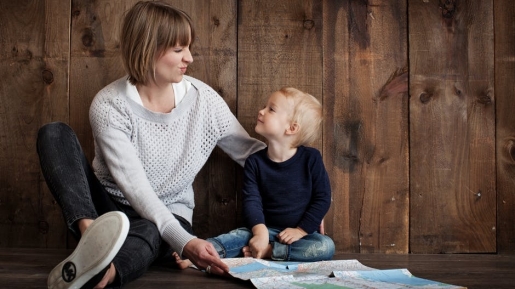 Kecanduan Pujian Bisa Berdampak Negatif Loh! Coba Yuk 3 Cara Memuji Anak Yang Benar Ini