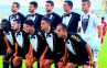 Klub Bola Spanyol, Merumput Dilapangan Dengan Tuksedo