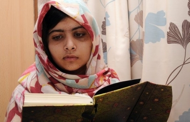 Malala Yousafzai Tulis Buku Riwayat Hidup