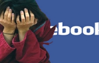 Awas, Facebook dapat Picu Depresi pada Remaja