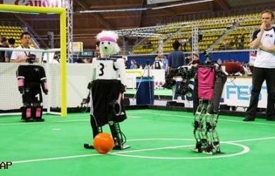 Ketika Lapangan Hijau Dikuasai Para Robot